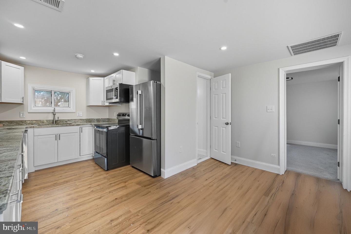 212 COAKLEY ST, FREDERICKSBURG, Virginia 22401, 4 Bedrooms Bedrooms, 6 Rooms Rooms,2 BathroomsBathrooms,Residential,For sale,212 COAKLEY ST,VAFB2009008 MLS # VAFB2009008 212 COAKLEY ST, FREDERICKSBURG, Virginia 22401, 4 Bedrooms Bedrooms, 6 Rooms Rooms,2 BathroomsBathrooms,Residential,For sale,212 COAKLEY ST,VAFB2009008 MLS # VAFB2009008