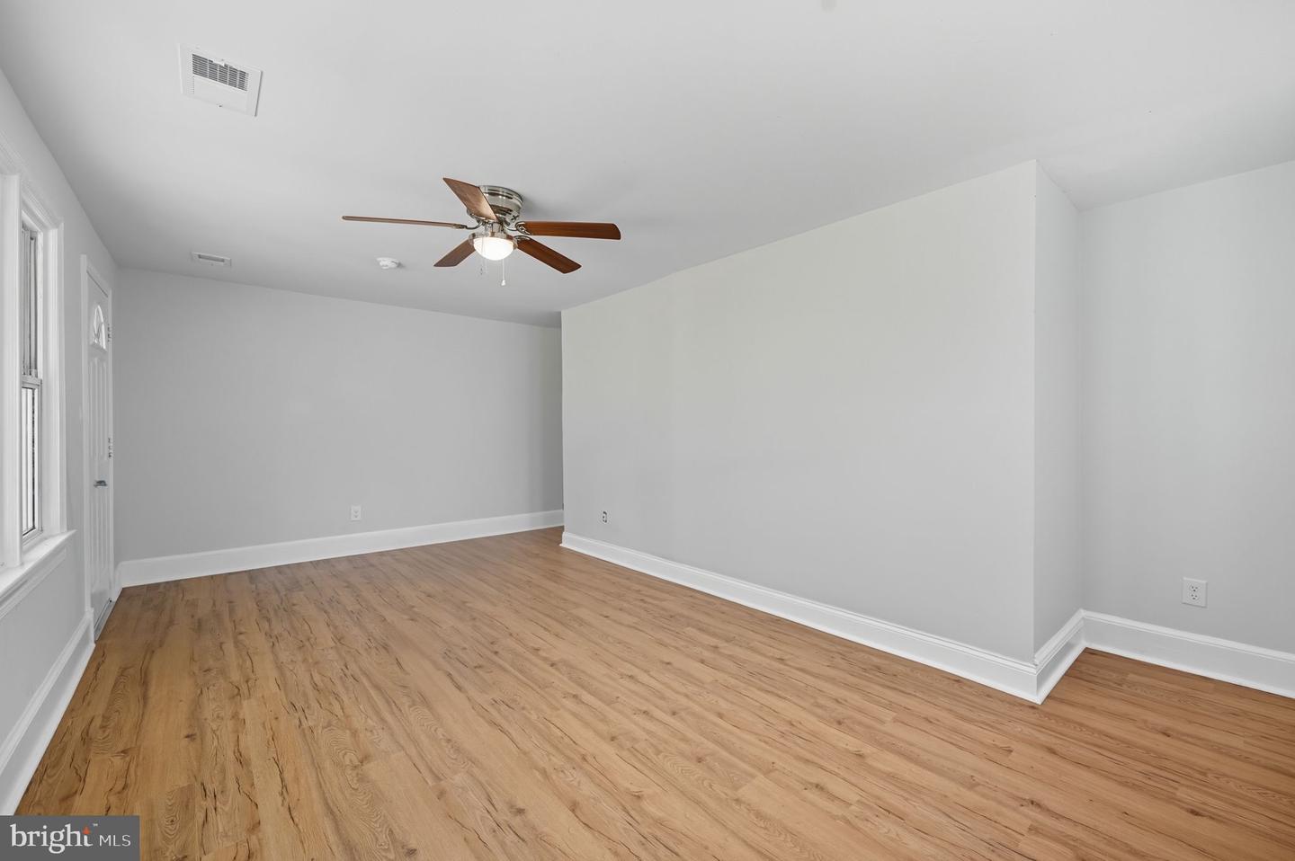 212 COAKLEY ST, FREDERICKSBURG, Virginia 22401, 4 Bedrooms Bedrooms, 6 Rooms Rooms,2 BathroomsBathrooms,Residential,For sale,212 COAKLEY ST,VAFB2009008 MLS # VAFB2009008 212 COAKLEY ST, FREDERICKSBURG, Virginia 22401, 4 Bedrooms Bedrooms, 6 Rooms Rooms,2 BathroomsBathrooms,Residential,For sale,212 COAKLEY ST,VAFB2009008 MLS # VAFB2009008