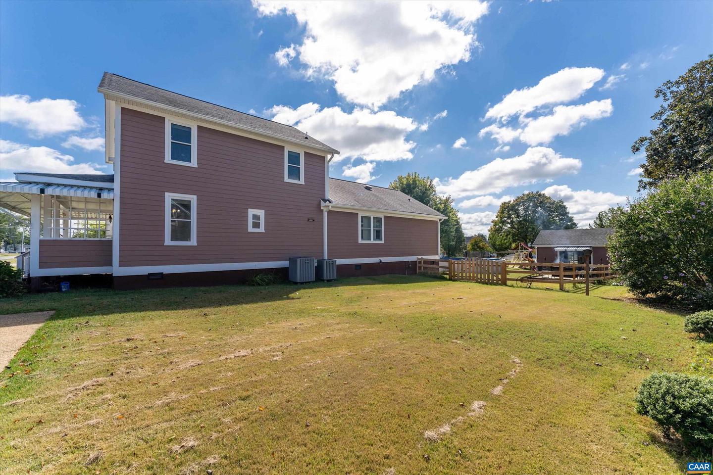 128 WEST ST, LOUISA, Virginia 23093, 3 Bedrooms Bedrooms, ,2 BathroomsBathrooms,Residential,For sale,128 WEST ST,669298 MLS # 669298