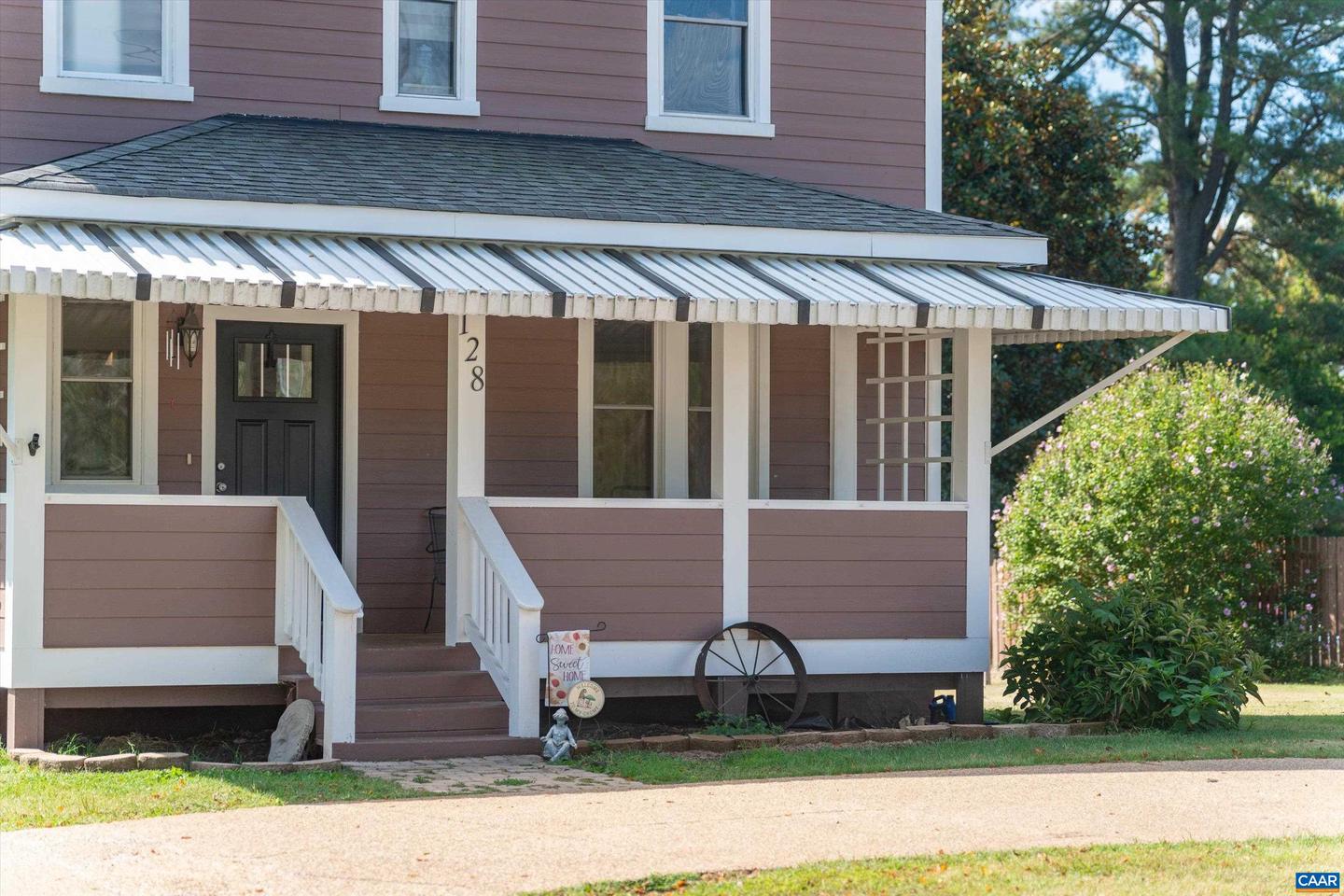 128 WEST ST, LOUISA, Virginia 23093, 3 Bedrooms Bedrooms, ,2 BathroomsBathrooms,Residential,For sale,128 WEST ST,669298 MLS # 669298