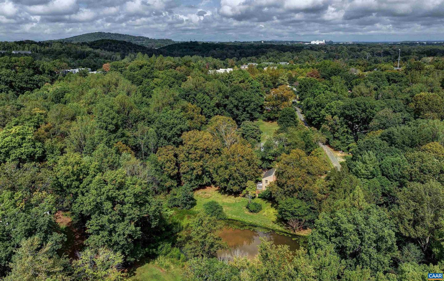 1366 FOREST VIEW RD, CHARLOTTESVILLE, Virginia 22902, 3 Bedrooms Bedrooms, ,2 BathroomsBathrooms,Residential,For sale,1366 FOREST VIEW RD,669300 MLS # 669300