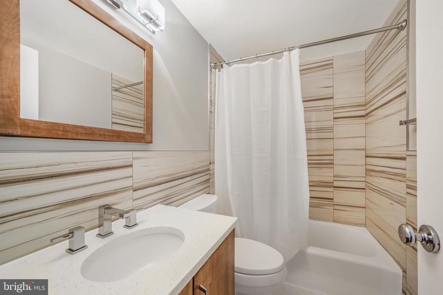 2475 VIRGINIA AVE NW #627, WASHINGTON, District Of Columbia 20037, 1 Bedroom Bedrooms, ,1 BathroomBathrooms,Residential,For sale,2475 VIRGINIA AVE NW #627,DCDC2223842 MLS # DCDC2223842