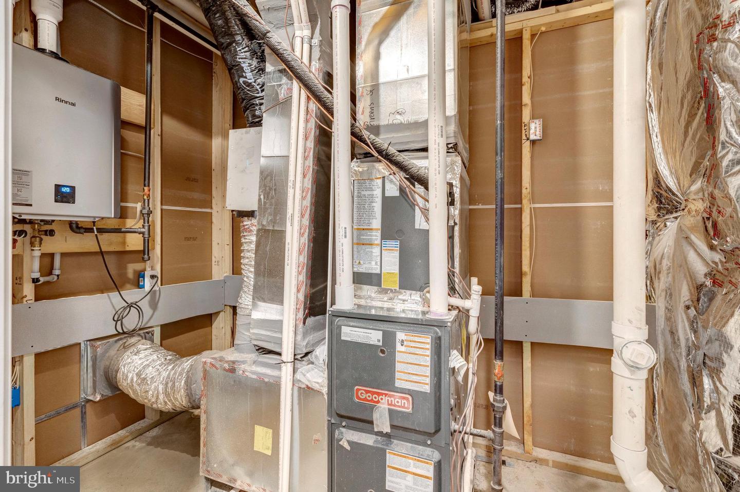 1925 SUNSET LN, CULPEPER, Virginia 22701, 4 Bedrooms Bedrooms, ,2 BathroomsBathrooms,Residential,For sale,1925 SUNSET LN,VACU2011660 MLS # VACU2011660