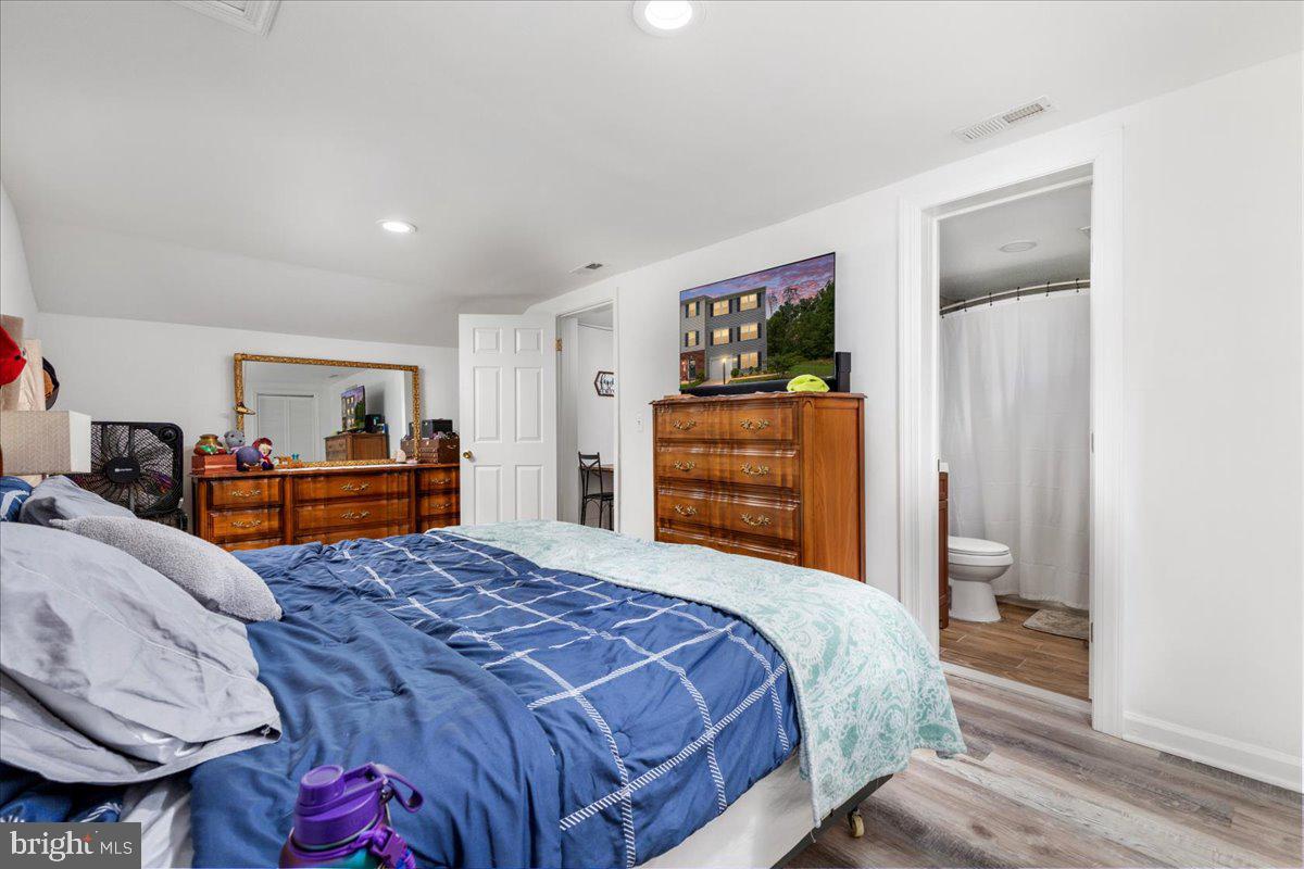 79 BENTONVILLE RD, BENTONVILLE, Virginia 22610, 3 Bedrooms Bedrooms, ,2 BathroomsBathrooms,Residential,For sale,79 BENTONVILLE RD,VAWR2012414 MLS # VAWR2012414