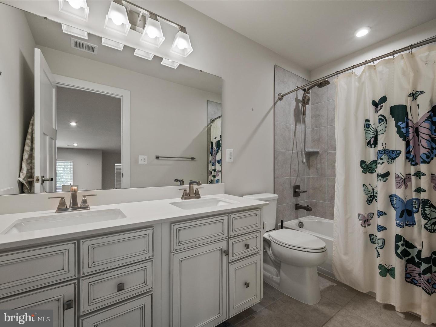 11710 SOUTHVIEW CT, SPOTSYLVANIA, Virginia 22551, 5 Bedrooms Bedrooms, ,3 BathroomsBathrooms,Residential,For sale,11710 SOUTHVIEW CT,VASP2036458 MLS # VASP2036458