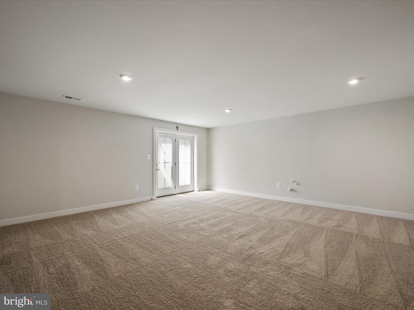 11710 SOUTHVIEW CT, SPOTSYLVANIA, Virginia 22551, 5 Bedrooms Bedrooms, ,3 BathroomsBathrooms,Residential,For sale,11710 SOUTHVIEW CT,VASP2036458 MLS # VASP2036458