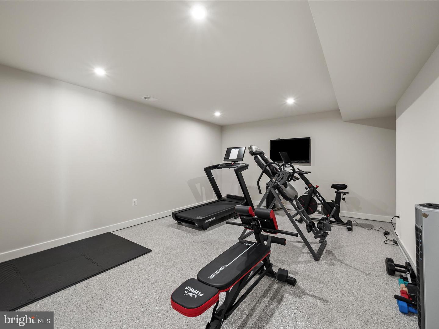 11710 SOUTHVIEW CT, SPOTSYLVANIA, Virginia 22551, 5 Bedrooms Bedrooms, ,3 BathroomsBathrooms,Residential,For sale,11710 SOUTHVIEW CT,VASP2036458 MLS # VASP2036458