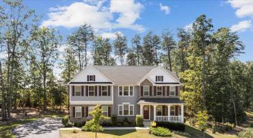 11710 SOUTHVIEW CT, SPOTSYLVANIA, Virginia 22551, 5 Bedrooms Bedrooms, ,3 BathroomsBathrooms,Residential,For sale,11710 SOUTHVIEW CT,VASP2036458 MLS # VASP2036458