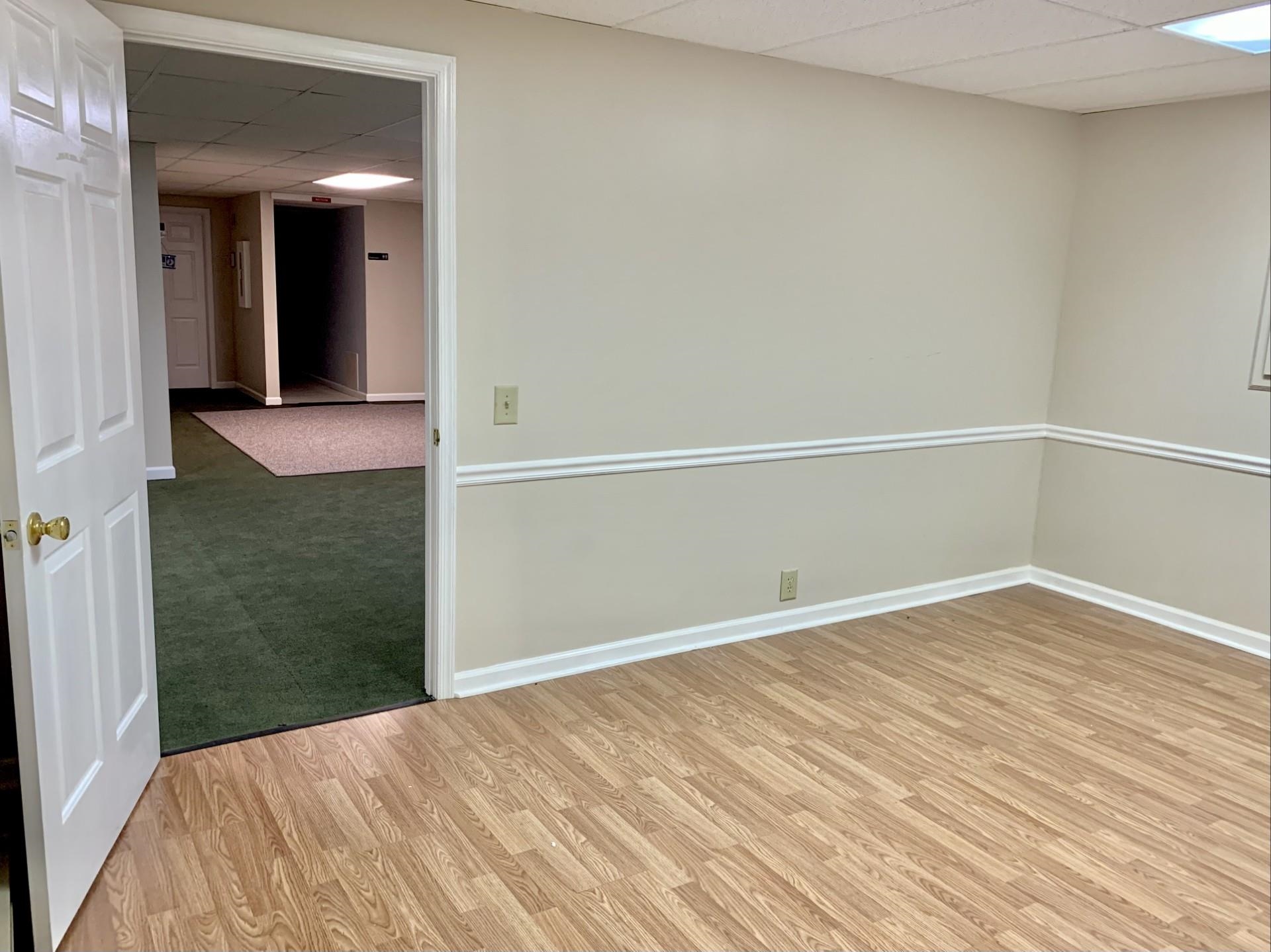421 WEST MAIN ST, WAYNESBORO, Virginia 22980, ,Commercial,421 WEST MAIN ST,662574 MLS # 662574