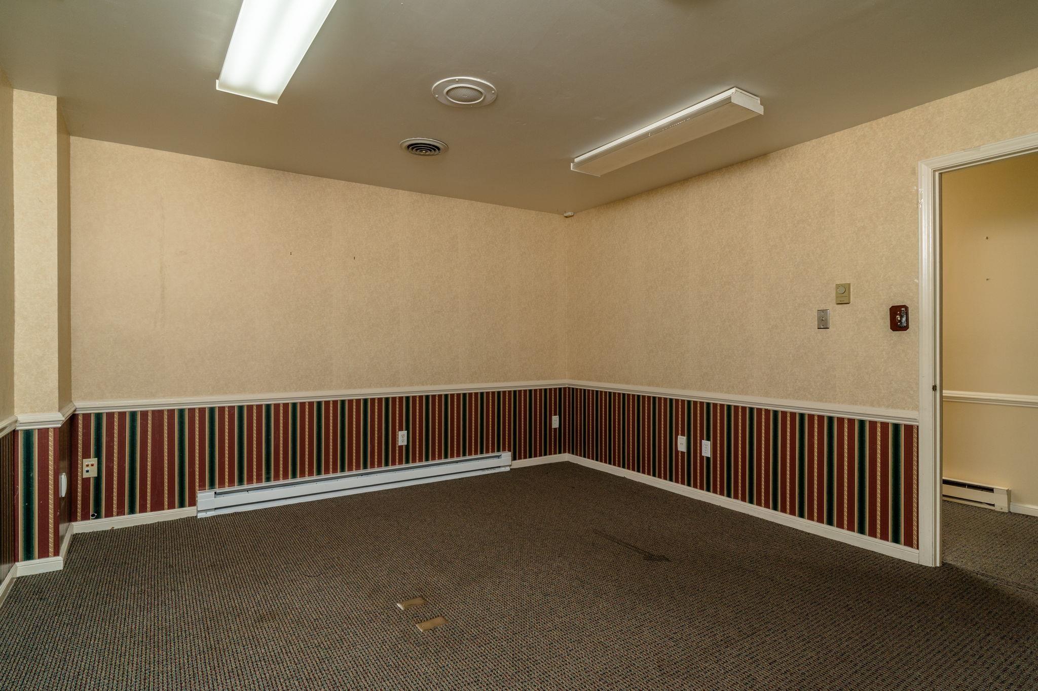 421 WEST MAIN ST, WAYNESBORO, Virginia 22980, ,Commercial,421 WEST MAIN ST,662574 MLS # 662574
