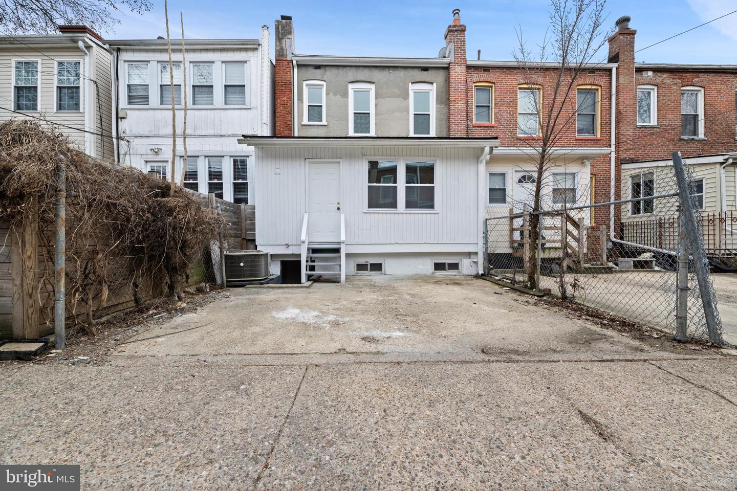 747 NEWTON PL NW, WASHINGTON, District Of Columbia 20010, 4 Bedrooms Bedrooms, 11 Rooms Rooms,2 BathroomsBathrooms,Residential,For sale,747 NEWTON PL NW,DCDC2188824 MLS # DCDC2188824 747 NEWTON PL NW, WASHINGTON, District Of Columbia 20010, 4 Bedrooms Bedrooms, 11 Rooms Rooms,2 BathroomsBathrooms,Residential,For sale,747 NEWTON PL NW,DCDC2188824 MLS # DCDC2188824