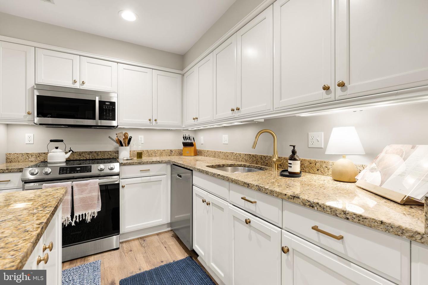 1354 KENYON ST NW #G, WASHINGTON, District Of Columbia 20010, 2 Bedrooms Bedrooms, ,2 BathroomsBathrooms,Residential,For sale,1354 KENYON ST NW #G,DCDC2190116 MLS # DCDC2190116