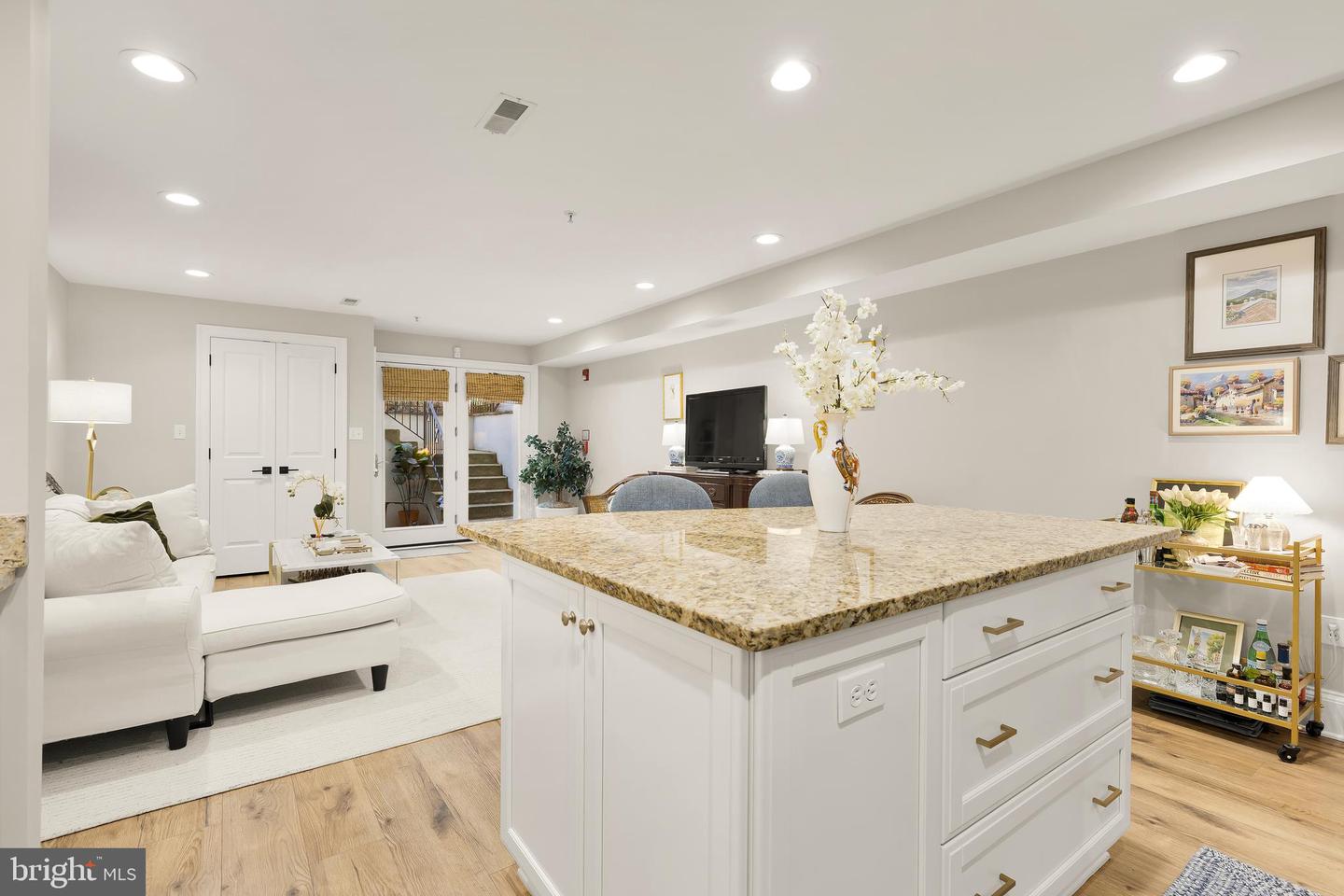 1354 KENYON ST NW #G, WASHINGTON, District Of Columbia 20010, 2 Bedrooms Bedrooms, ,2 BathroomsBathrooms,Residential,For sale,1354 KENYON ST NW #G,DCDC2190116 MLS # DCDC2190116