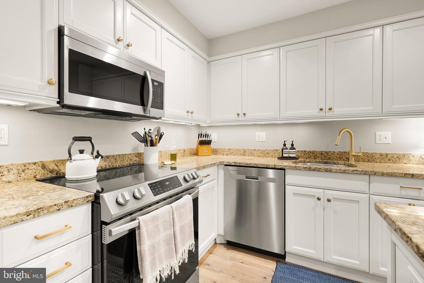 1354 KENYON ST NW #G, WASHINGTON, District Of Columbia 20010, 2 Bedrooms Bedrooms, ,2 BathroomsBathrooms,Residential,For sale,1354 KENYON ST NW #G,DCDC2190116 MLS # DCDC2190116