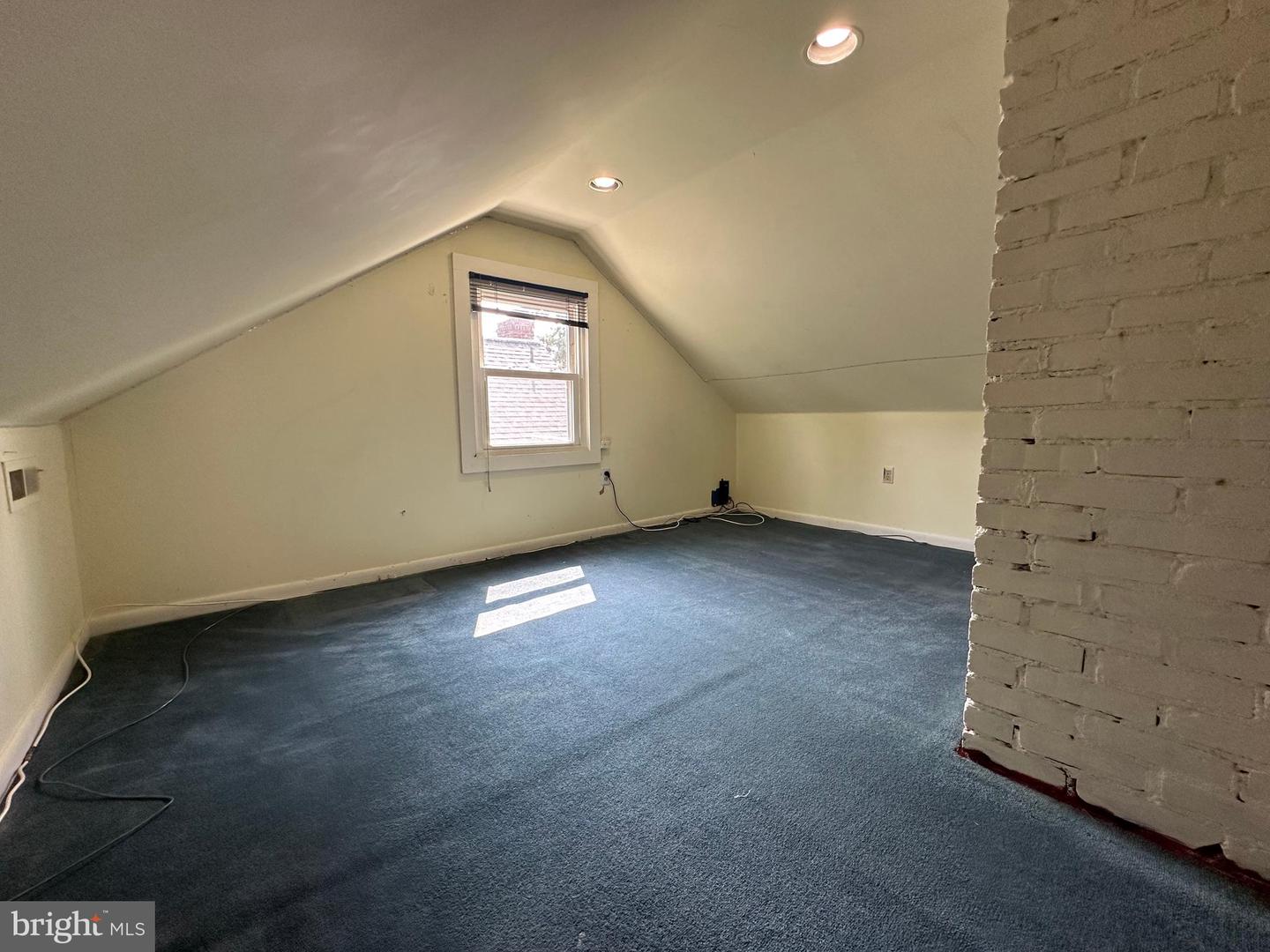 1611 13TH ST S, ARLINGTON, Virginia 22204, 3 Bedrooms Bedrooms, 5 Rooms Rooms,2 BathroomsBathrooms,Residential,For sale,1611 13TH ST S,VAAR2054992 MLS # VAAR2054992