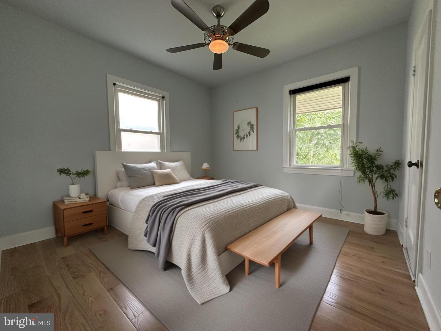 1611 13TH ST S, ARLINGTON, Virginia 22204, 3 Bedrooms Bedrooms, 5 Rooms Rooms,2 BathroomsBathrooms,Residential,For sale,1611 13TH ST S,VAAR2054992 MLS # VAAR2054992