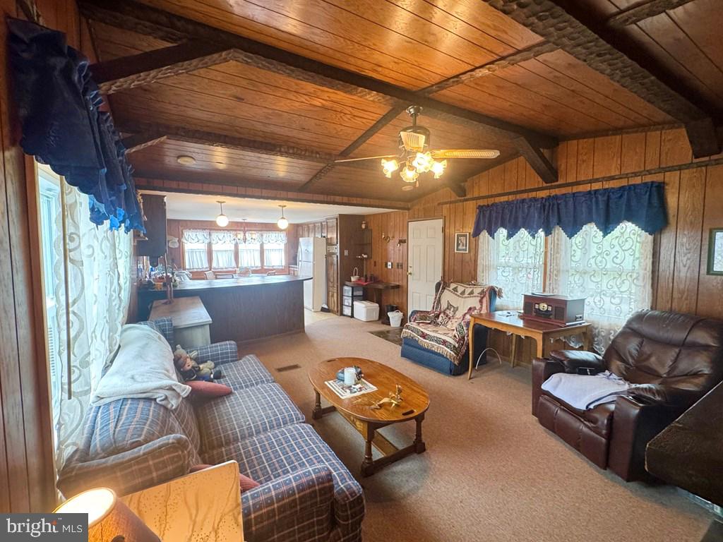 8272 SEA BIRD DR, CHINCOTEAGUE ISLAND, Virginia 23336, 2 Bedrooms Bedrooms, ,1 BathroomBathrooms,Residential,For sale,8272 SEA BIRD DR,VAAC2001936 MLS # VAAC2001936