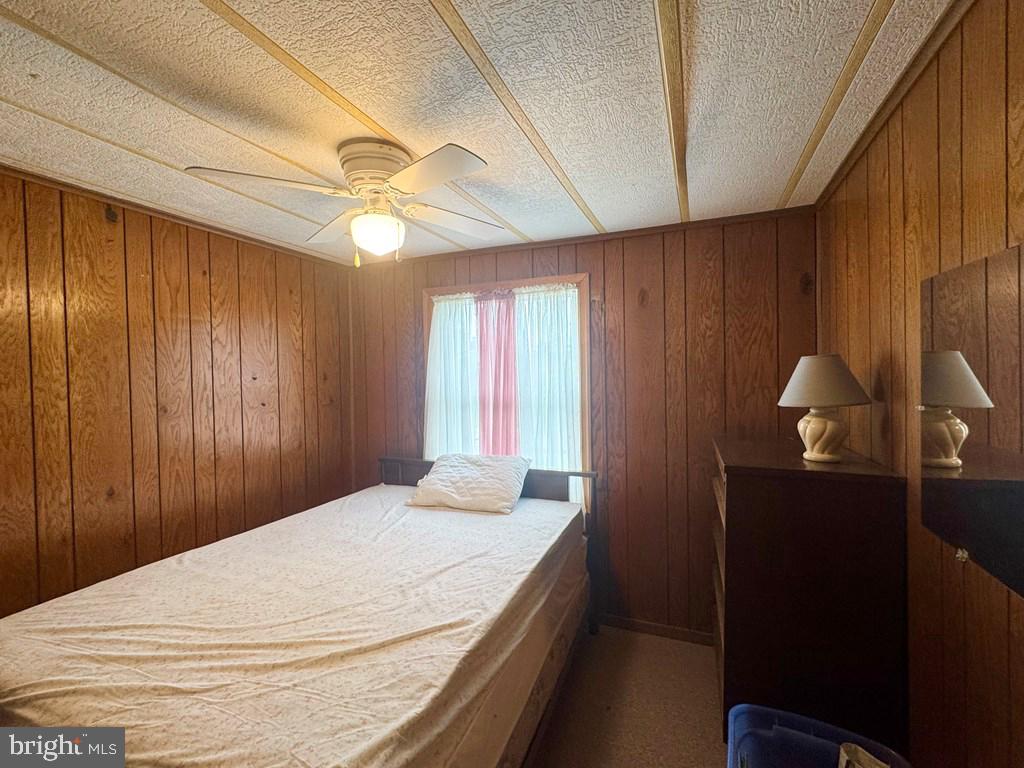 8272 SEA BIRD DR, CHINCOTEAGUE ISLAND, Virginia 23336, 2 Bedrooms Bedrooms, ,1 BathroomBathrooms,Residential,For sale,8272 SEA BIRD DR,VAAC2001936 MLS # VAAC2001936