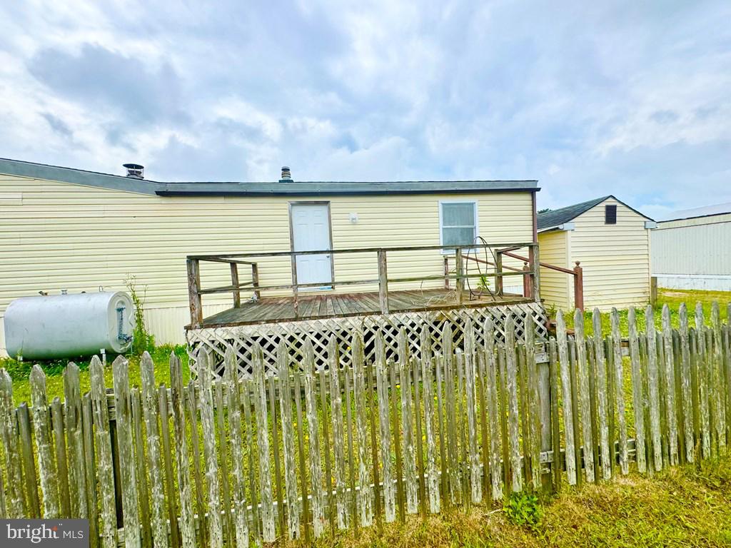 8272 SEA BIRD DR, CHINCOTEAGUE ISLAND, Virginia 23336, 2 Bedrooms Bedrooms, ,1 BathroomBathrooms,Residential,For sale,8272 SEA BIRD DR,VAAC2001936 MLS # VAAC2001936