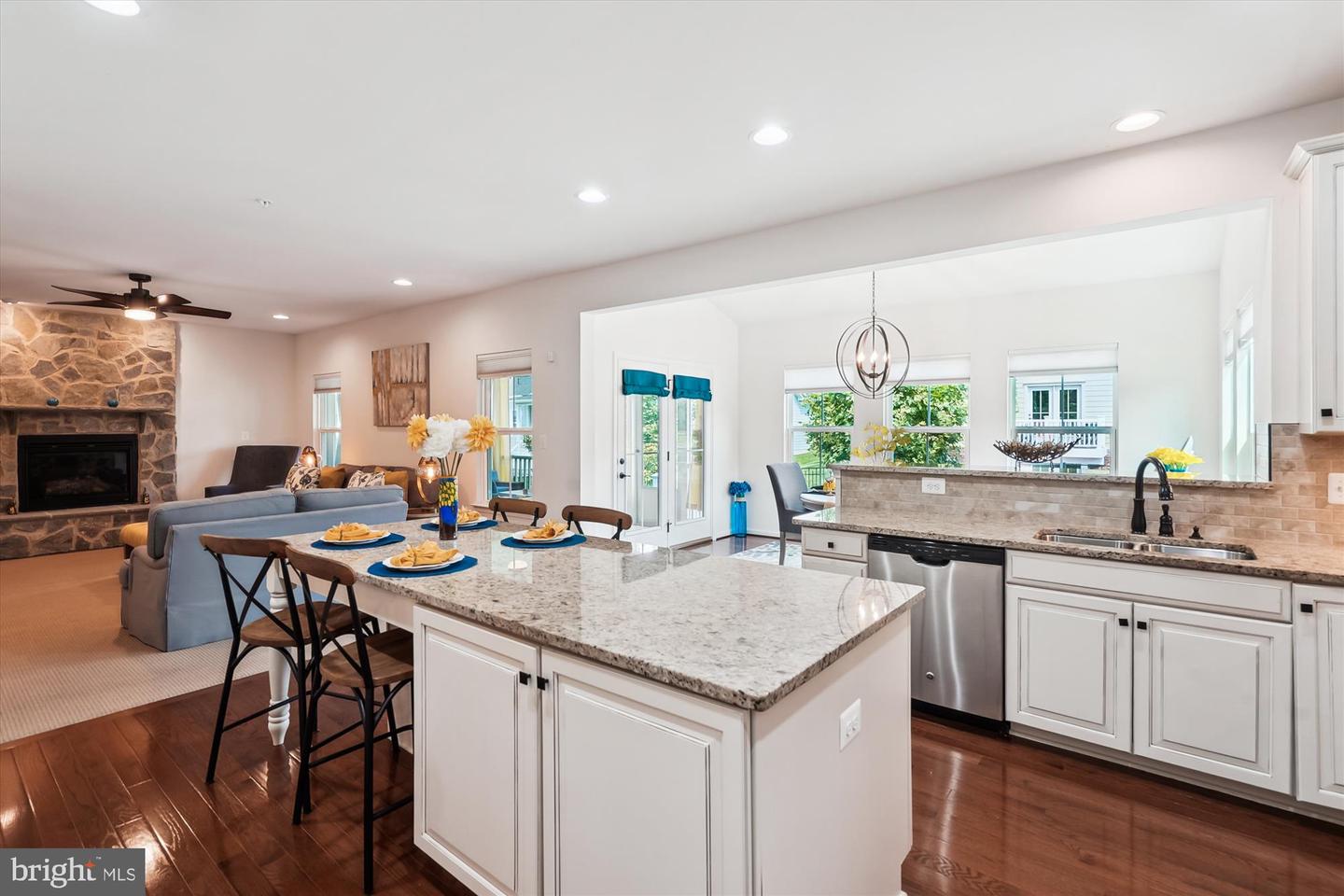 2552 PASSIONFLOWER CT, DUMFRIES, Virginia 22026, 4 Bedrooms Bedrooms, ,3 BathroomsBathrooms,Residential,For sale,2552 PASSIONFLOWER CT,VAPW2099600 MLS # VAPW2099600