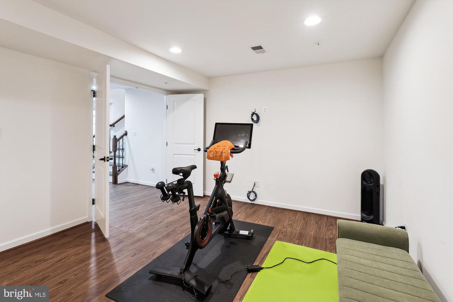 2552 PASSIONFLOWER CT, DUMFRIES, Virginia 22026, 4 Bedrooms Bedrooms, ,3 BathroomsBathrooms,Residential,For sale,2552 PASSIONFLOWER CT,VAPW2099600 MLS # VAPW2099600