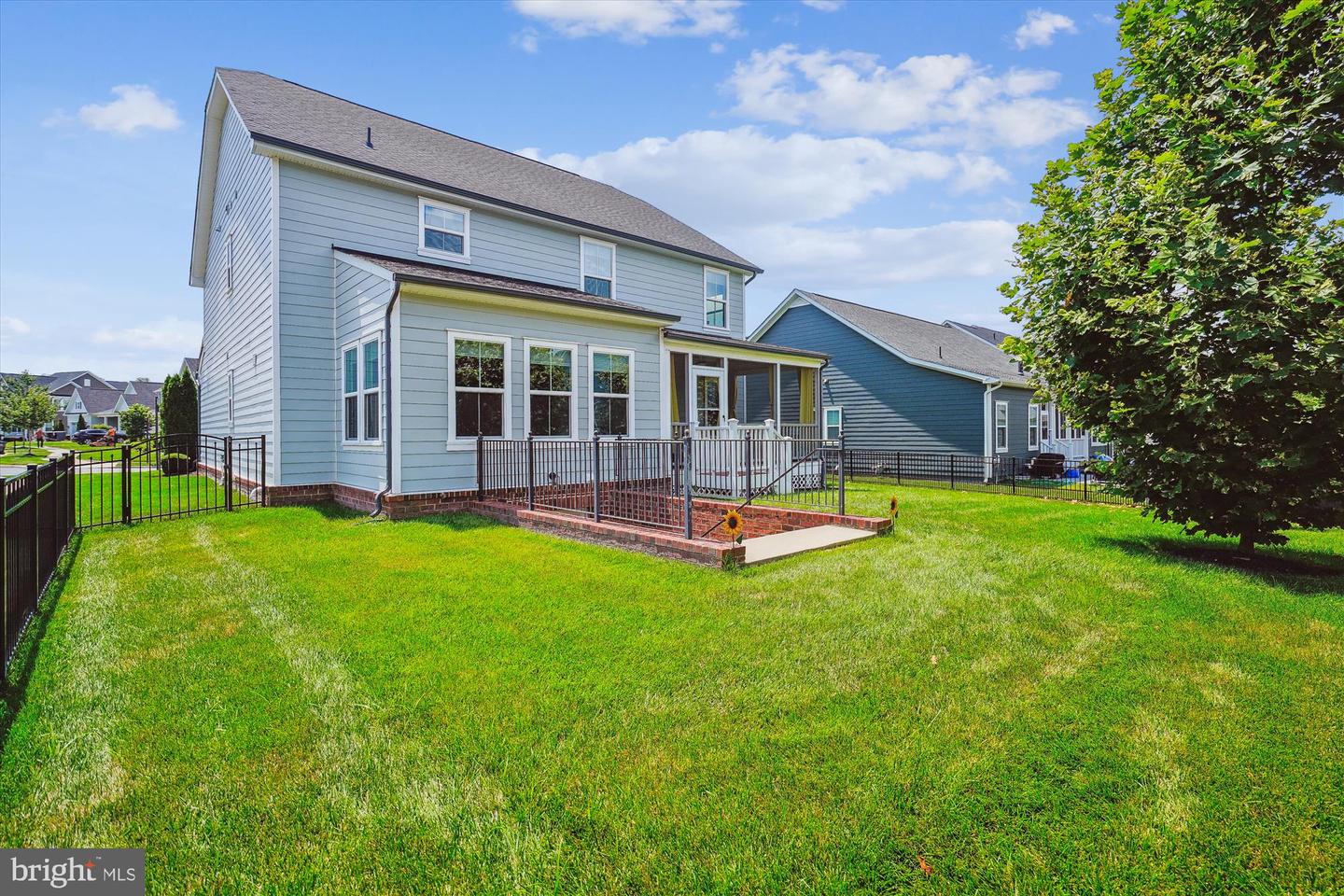 2552 PASSIONFLOWER CT, DUMFRIES, Virginia 22026, 4 Bedrooms Bedrooms, ,3 BathroomsBathrooms,Residential,For sale,2552 PASSIONFLOWER CT,VAPW2099600 MLS # VAPW2099600