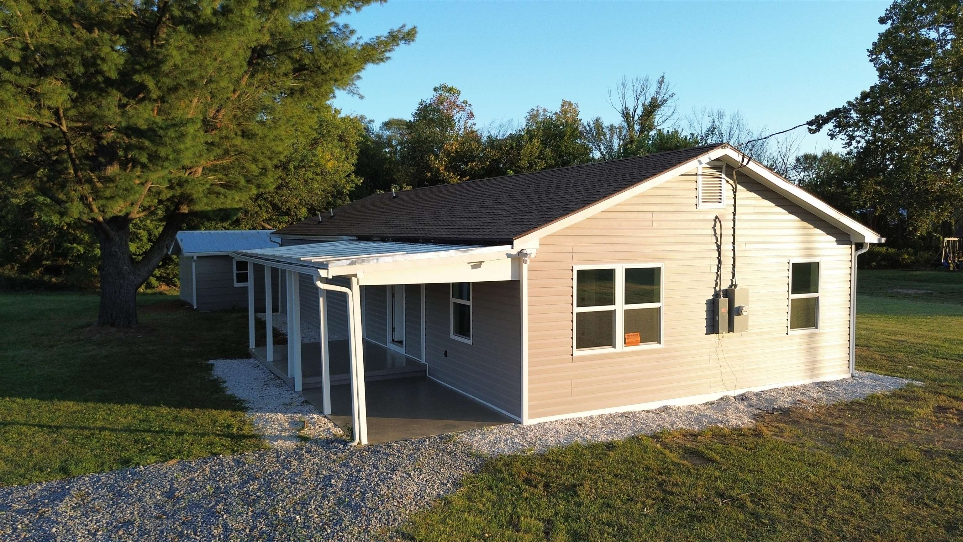 1018 RAMONA AVE, SHENANDOAH, Virginia 22849, 3 Bedrooms Bedrooms, ,2 BathroomsBathrooms,Residential,1018 RAMONA AVE,669332 MLS # 669332
