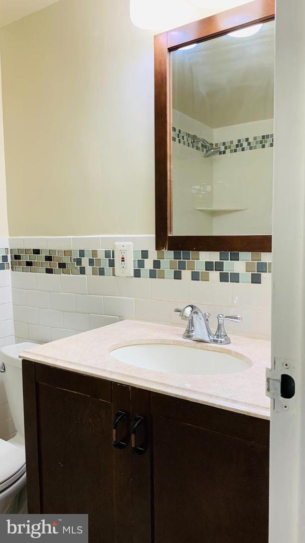 522 21ST ST NW #213, WASHINGTON, District Of Columbia 20006, ,1 BathroomBathrooms,Residential,For sale,522 21ST ST NW #213,DCDC2215324 MLS # DCDC2215324 522 21ST ST NW #213, WASHINGTON, District Of Columbia 20006, ,1 BathroomBathrooms,Residential,For sale,522 21ST ST NW #213,DCDC2215324 MLS # DCDC2215324