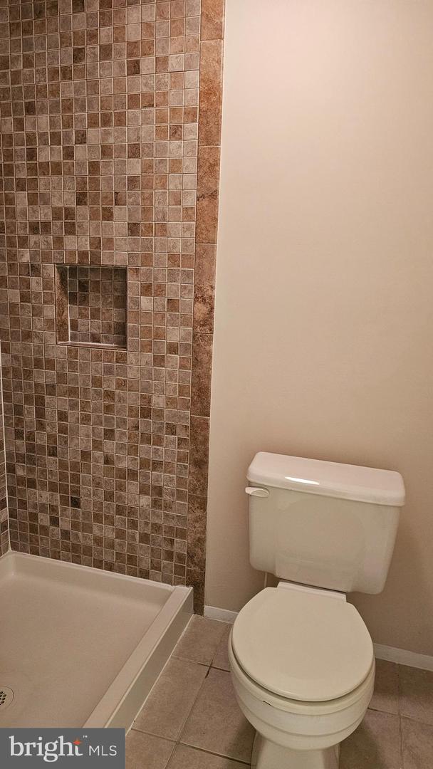 11751 MOSSY CREEK LN, RESTON, Virginia 20191, 3 Bedrooms Bedrooms, 6 Rooms Rooms,2 BathroomsBathrooms,Residential,For sale,11751 MOSSY CREEK LN,VAFX2261724 MLS # VAFX2261724