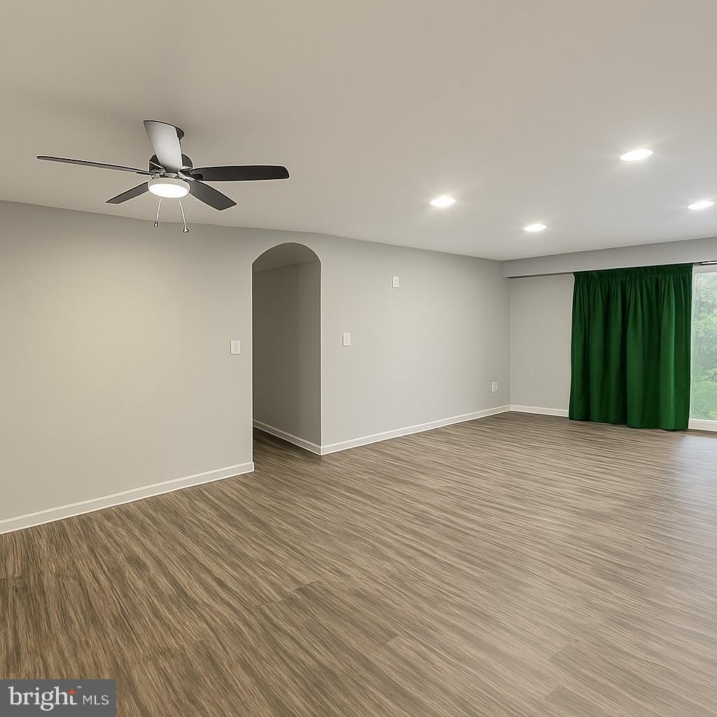 5918 COVE LANDING RD #204, BURKE, Virginia 22015, 2 Bedrooms Bedrooms, 4 Rooms Rooms,2 BathroomsBathrooms,Residential,For sale,5918 COVE LANDING RD #204,VAFX2263100 MLS # VAFX2263100