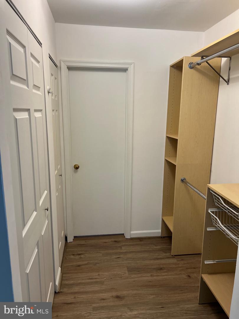 5918 COVE LANDING RD #204, BURKE, Virginia 22015, 2 Bedrooms Bedrooms, 4 Rooms Rooms,2 BathroomsBathrooms,Residential,For sale,5918 COVE LANDING RD #204,VAFX2263100 MLS # VAFX2263100