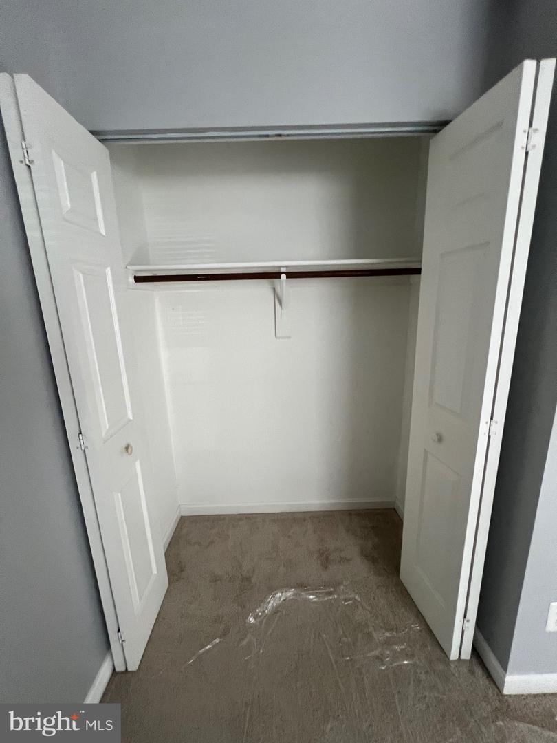 5918 COVE LANDING RD #204, BURKE, Virginia 22015, 2 Bedrooms Bedrooms, 4 Rooms Rooms,2 BathroomsBathrooms,Residential,For sale,5918 COVE LANDING RD #204,VAFX2263100 MLS # VAFX2263100