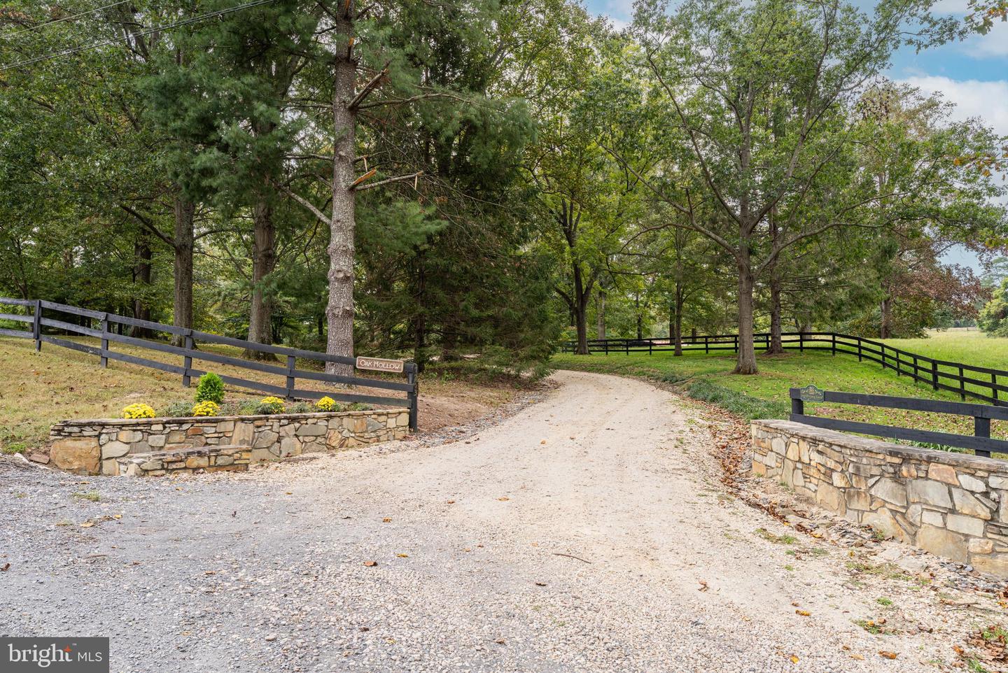 7263 LITTLE RIVER LN, THE PLAINS, Virginia 20198, 4 Bedrooms Bedrooms, ,4 BathroomsBathrooms,Residential,For sale,7263 LITTLE RIVER LN,VAFQ2018100 MLS # VAFQ2018100