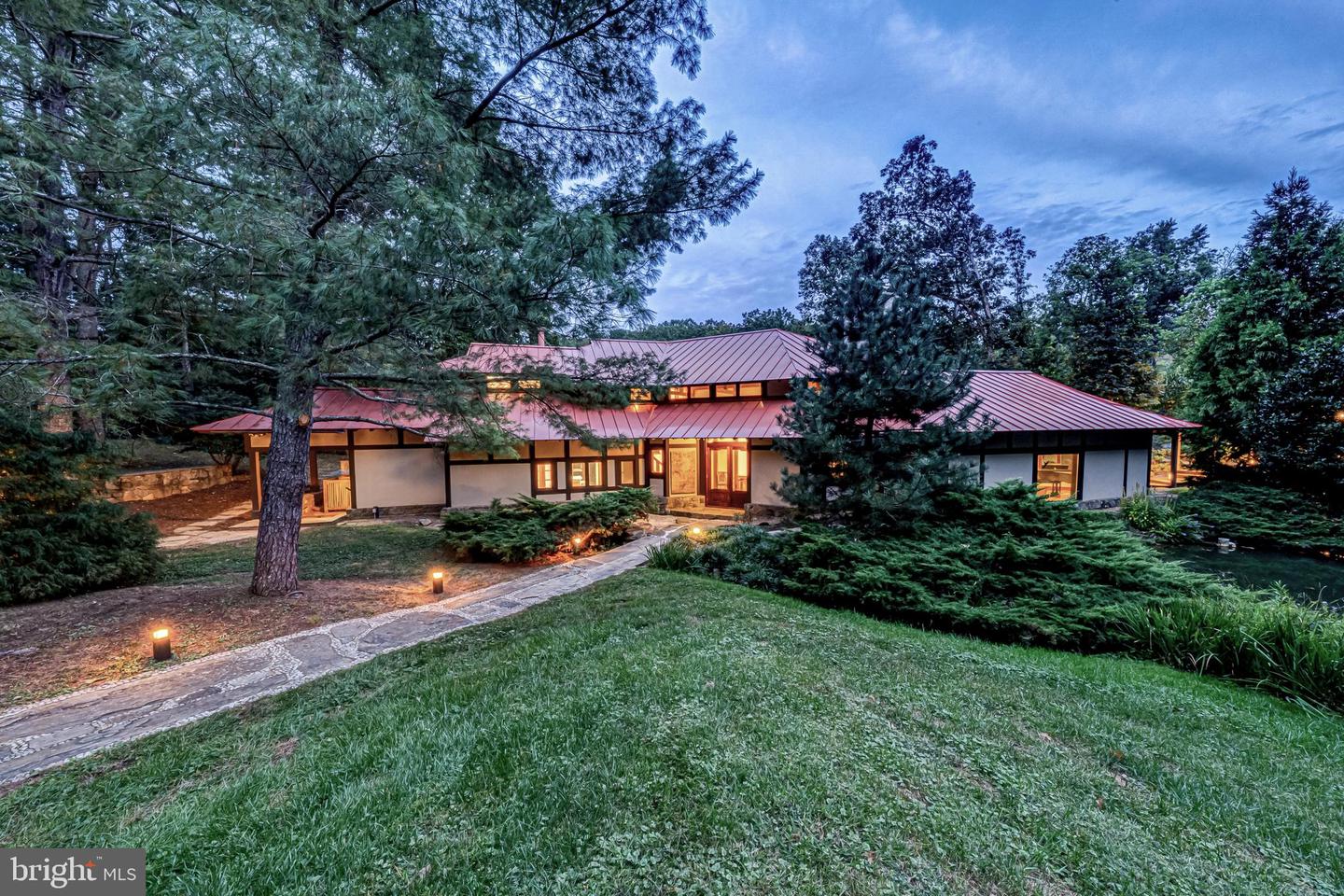 7263 LITTLE RIVER LN, THE PLAINS, Virginia 20198, 4 Bedrooms Bedrooms, ,4 BathroomsBathrooms,Residential,For sale,7263 LITTLE RIVER LN,VAFQ2018100 MLS # VAFQ2018100