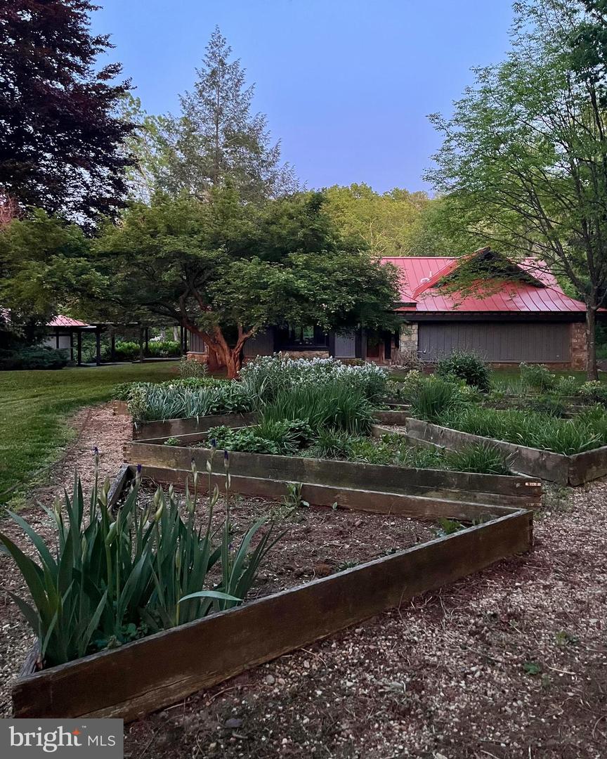 7263 LITTLE RIVER LN, THE PLAINS, Virginia 20198, 4 Bedrooms Bedrooms, ,4 BathroomsBathrooms,Residential,For sale,7263 LITTLE RIVER LN,VAFQ2018100 MLS # VAFQ2018100