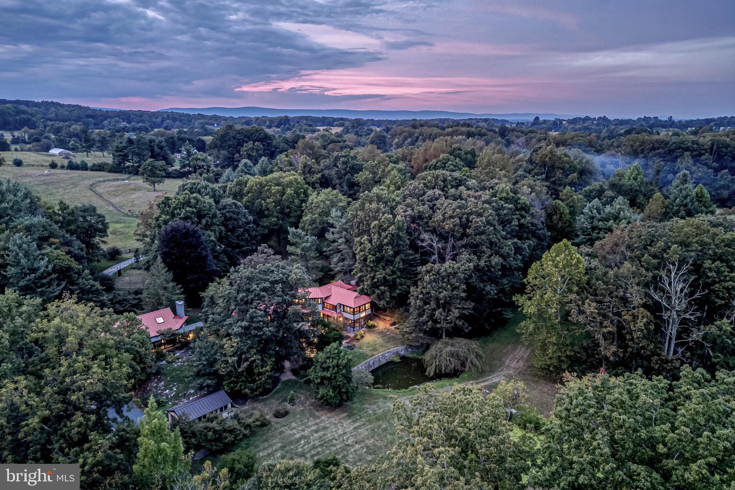 7263 LITTLE RIVER LN, THE PLAINS, Virginia 20198, 4 Bedrooms Bedrooms, ,4 BathroomsBathrooms,Residential,For sale,7263 LITTLE RIVER LN,VAFQ2018100 MLS # VAFQ2018100