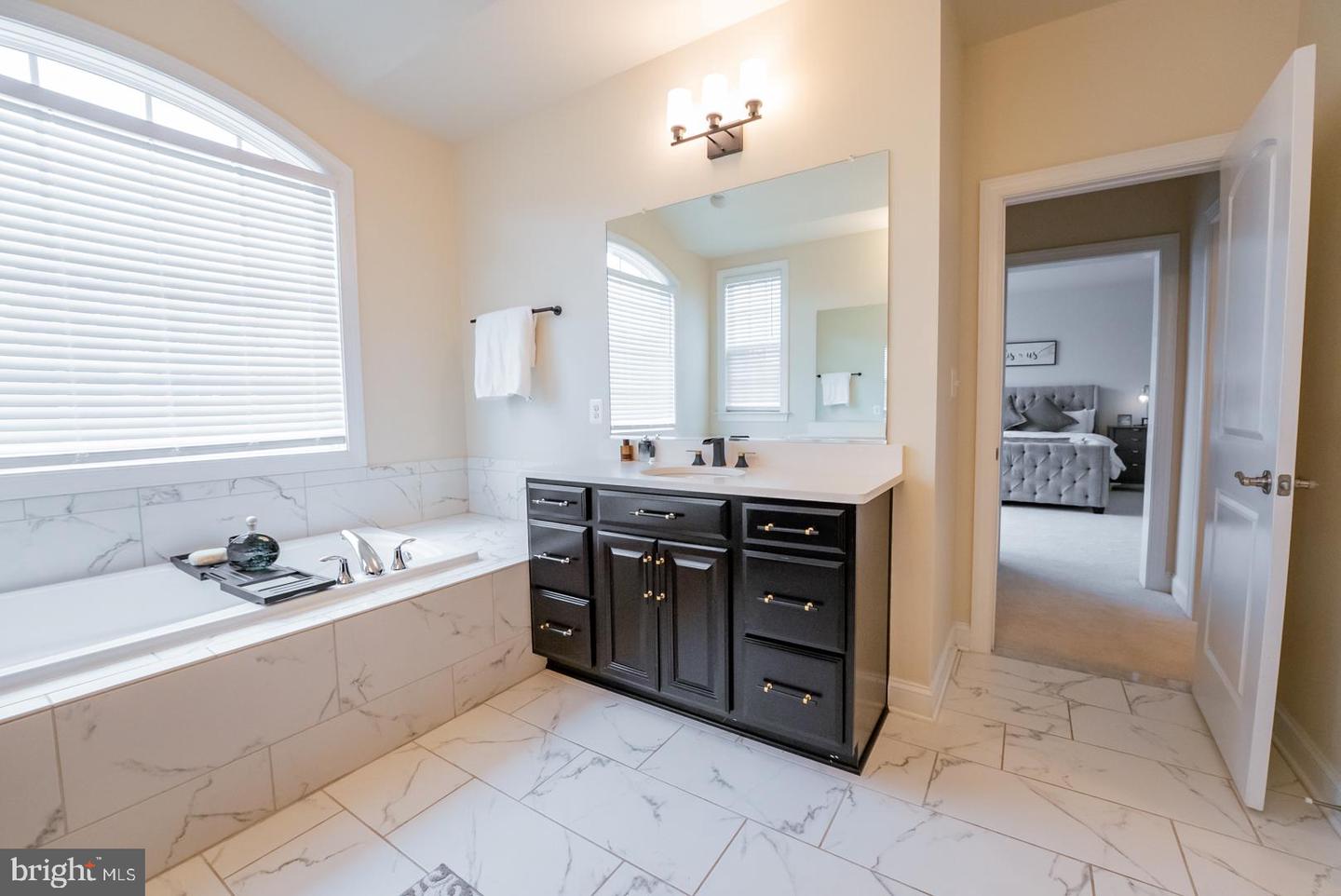 39728 CHARLES HENRY PL, WATERFORD, Virginia 20197, 5 Bedrooms Bedrooms, 20 Rooms Rooms,4 BathroomsBathrooms,Residential,For sale,39728 CHARLES HENRY PL,VALO2106134 MLS # VALO2106134
