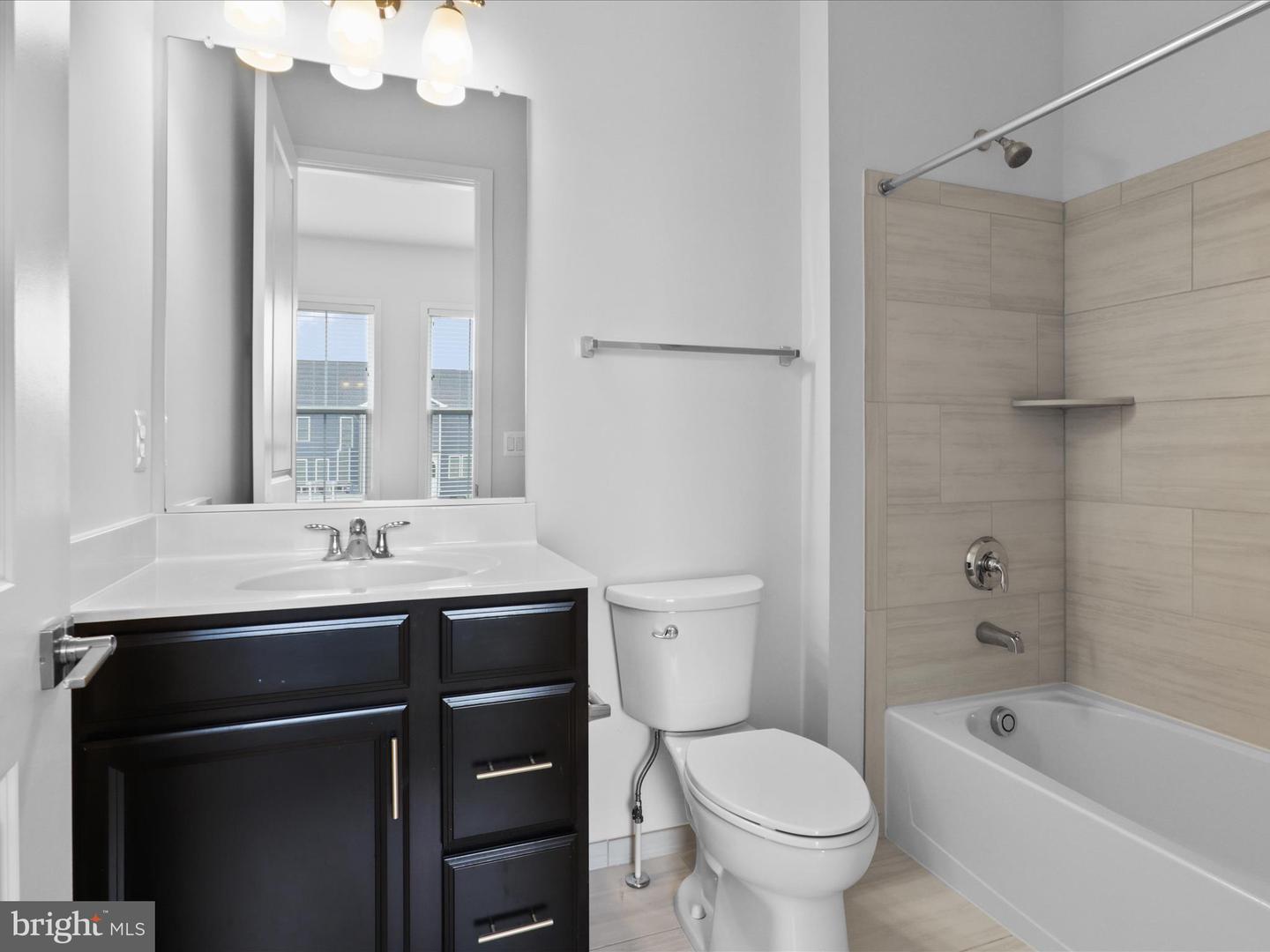 23751 ALTON RIDGE PL, ALDIE, Virginia 20105, 6 Bedrooms Bedrooms, 21 Rooms Rooms,5 BathroomsBathrooms,Residential,For sale,23751 ALTON RIDGE PL,VALO2106484 MLS # VALO2106484