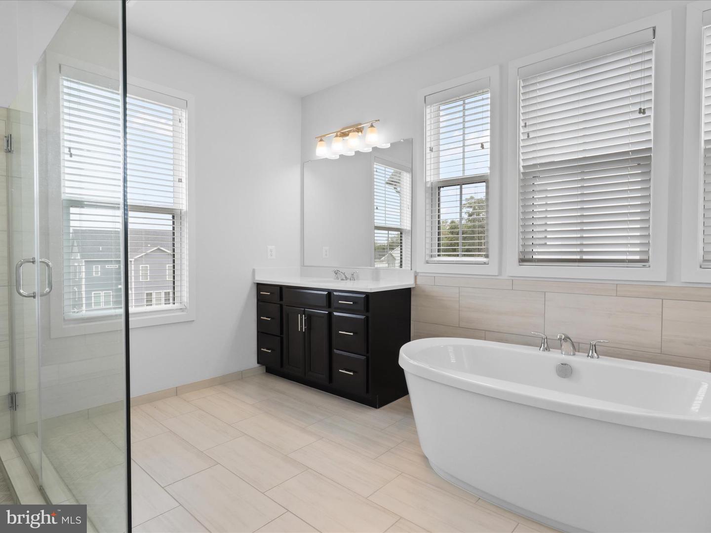 23751 ALTON RIDGE PL, ALDIE, Virginia 20105, 6 Bedrooms Bedrooms, 21 Rooms Rooms,5 BathroomsBathrooms,Residential,For sale,23751 ALTON RIDGE PL,VALO2106484 MLS # VALO2106484