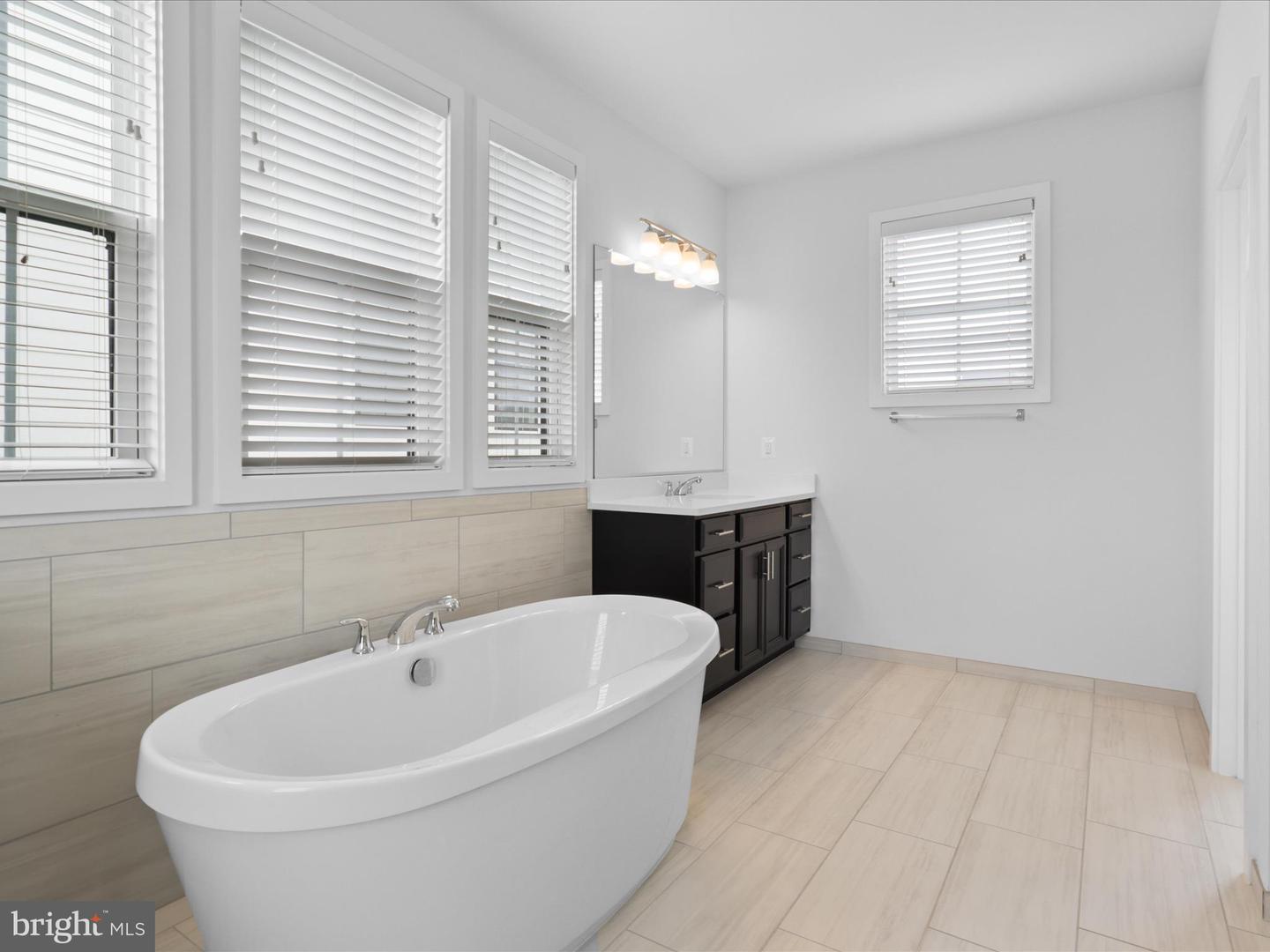 23751 ALTON RIDGE PL, ALDIE, Virginia 20105, 6 Bedrooms Bedrooms, 21 Rooms Rooms,5 BathroomsBathrooms,Residential,For sale,23751 ALTON RIDGE PL,VALO2106484 MLS # VALO2106484