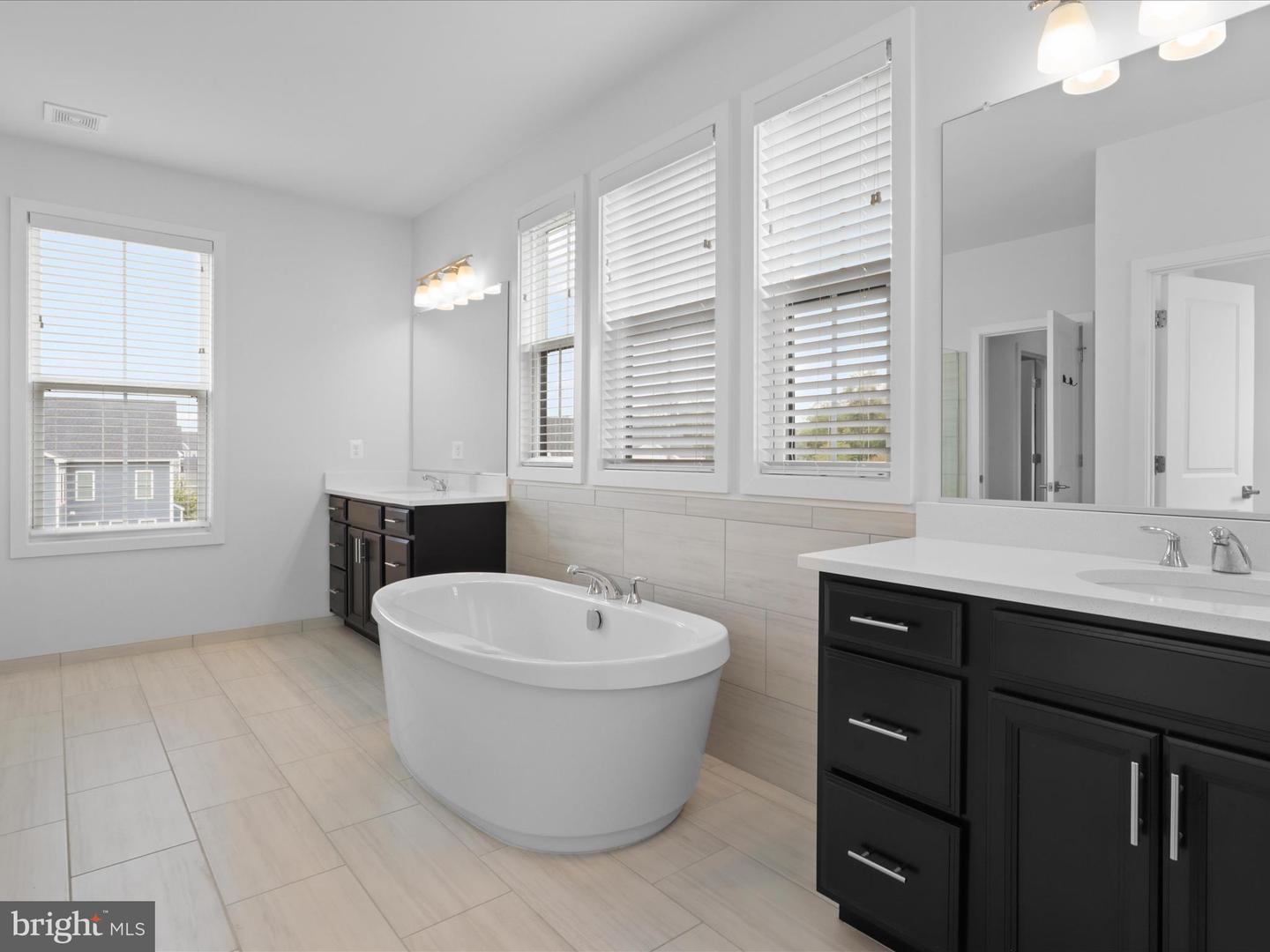 23751 ALTON RIDGE PL, ALDIE, Virginia 20105, 6 Bedrooms Bedrooms, 21 Rooms Rooms,5 BathroomsBathrooms,Residential,For sale,23751 ALTON RIDGE PL,VALO2106484 MLS # VALO2106484