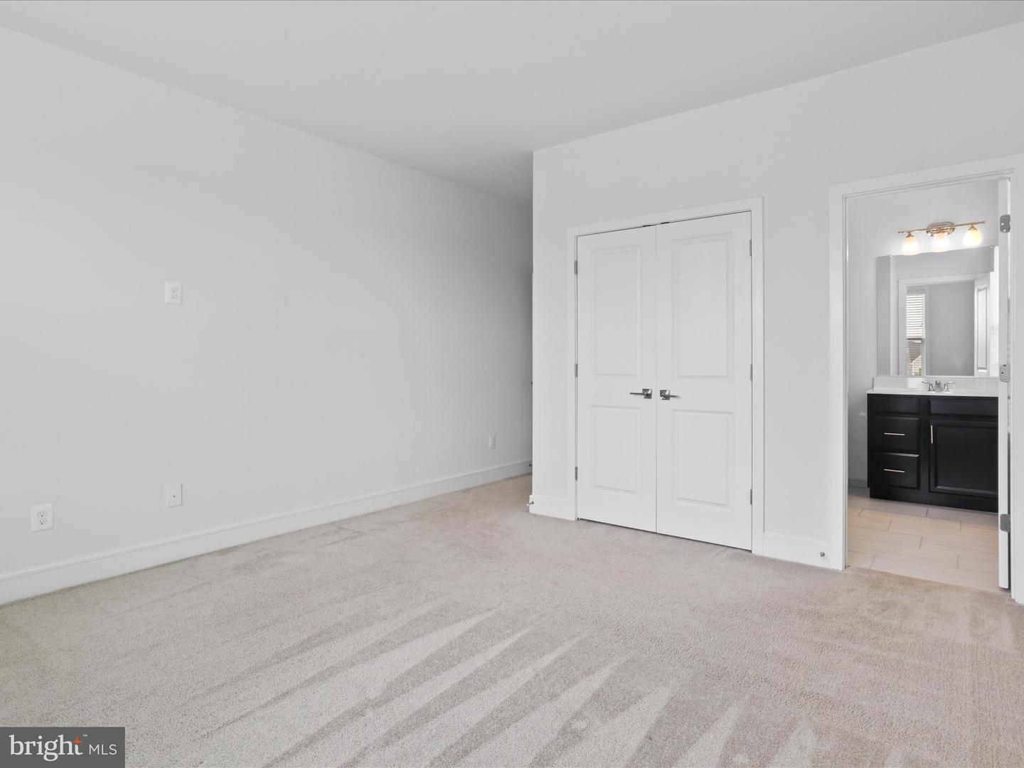 23751 ALTON RIDGE PL, ALDIE, Virginia 20105, 6 Bedrooms Bedrooms, 21 Rooms Rooms,5 BathroomsBathrooms,Residential,For sale,23751 ALTON RIDGE PL,VALO2106484 MLS # VALO2106484