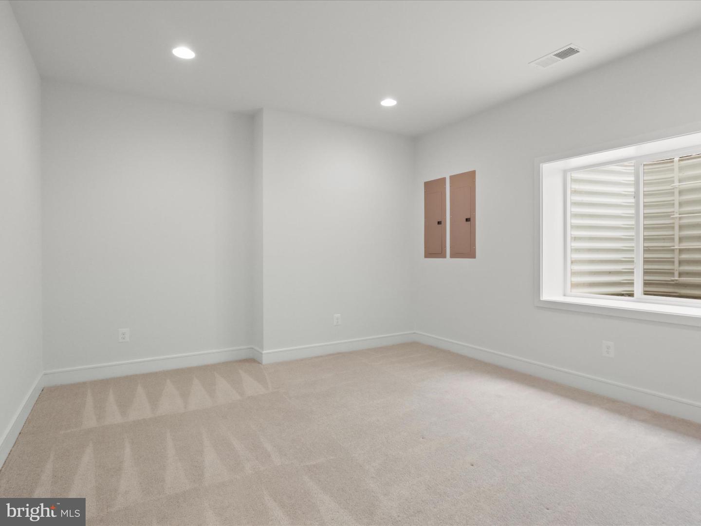 23751 ALTON RIDGE PL, ALDIE, Virginia 20105, 6 Bedrooms Bedrooms, 21 Rooms Rooms,5 BathroomsBathrooms,Residential,For sale,23751 ALTON RIDGE PL,VALO2106484 MLS # VALO2106484