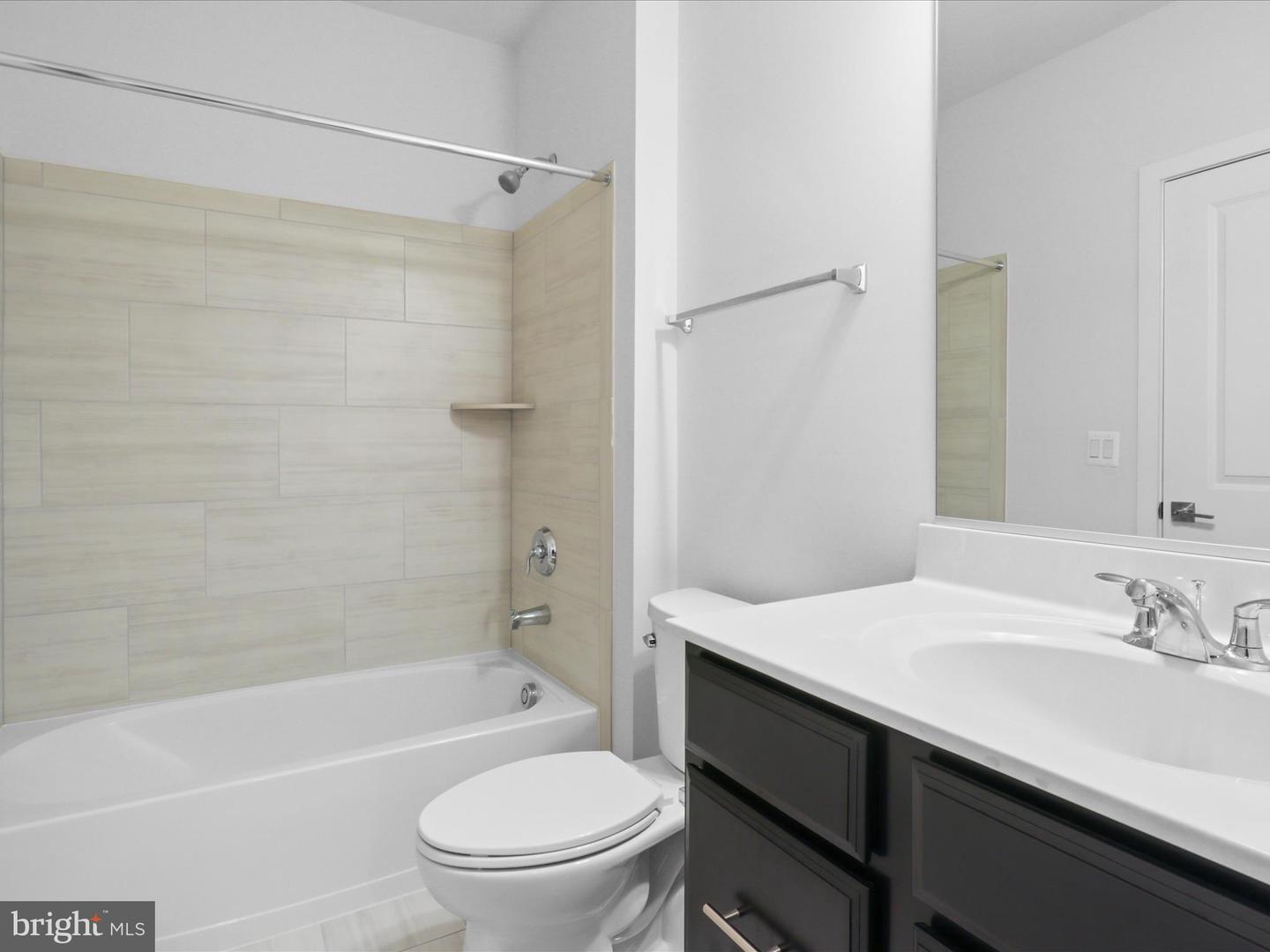 23751 ALTON RIDGE PL, ALDIE, Virginia 20105, 6 Bedrooms Bedrooms, 21 Rooms Rooms,5 BathroomsBathrooms,Residential,For sale,23751 ALTON RIDGE PL,VALO2106484 MLS # VALO2106484