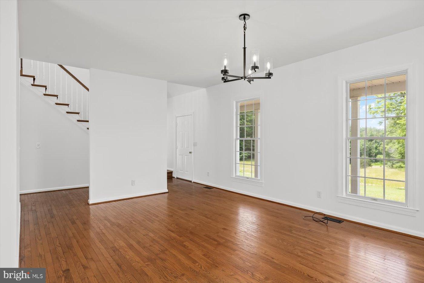274 AARON MOUNTAIN RD, CASTLETON, Virginia 22716, 3 Bedrooms Bedrooms, 9 Rooms Rooms,3 BathroomsBathrooms,Residential,For sale,274 AARON MOUNTAIN RD,VARP2002264 MLS # VARP2002264
