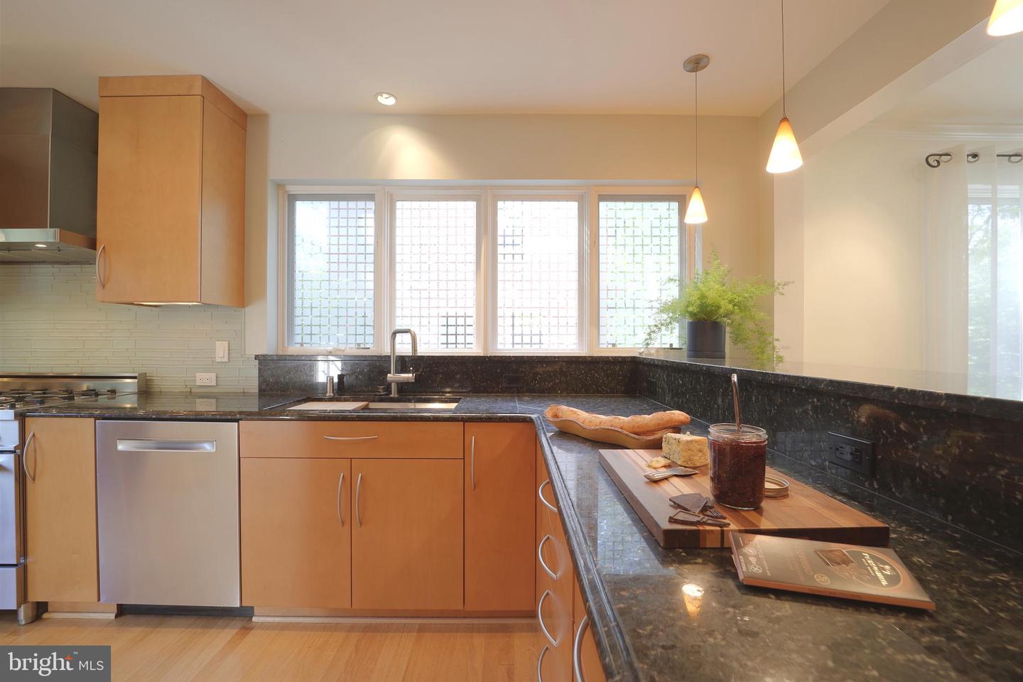 3137 ABERFOYLE PL NW, WASHINGTON, District Of Columbia 20015, 5 Bedrooms Bedrooms, ,4 BathroomsBathrooms,Residential,For sale,3137 ABERFOYLE PL NW,DCDC2222430 MLS # DCDC2222430