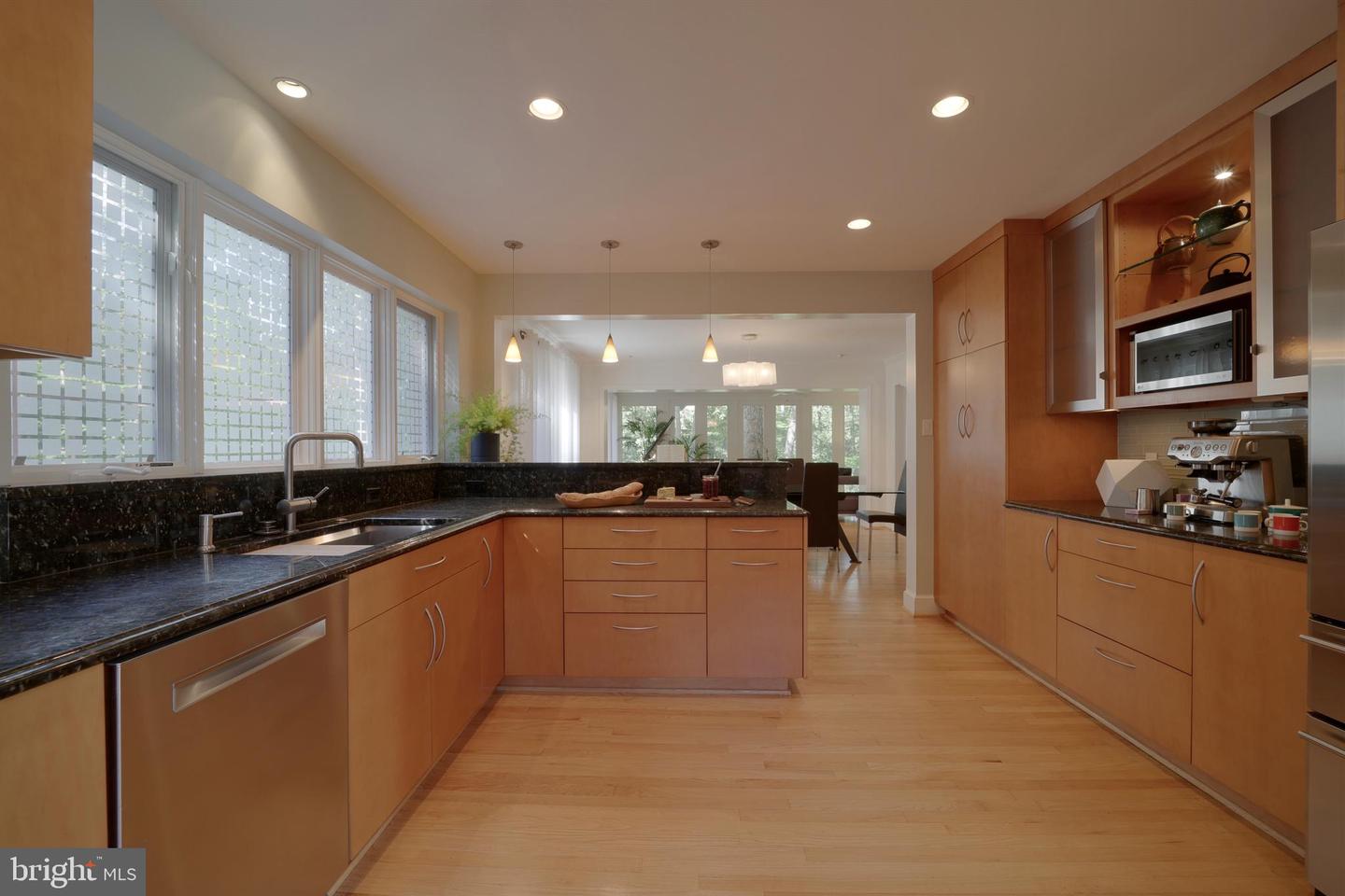 3137 ABERFOYLE PL NW, WASHINGTON, District Of Columbia 20015, 5 Bedrooms Bedrooms, ,4 BathroomsBathrooms,Residential,For sale,3137 ABERFOYLE PL NW,DCDC2222430 MLS # DCDC2222430