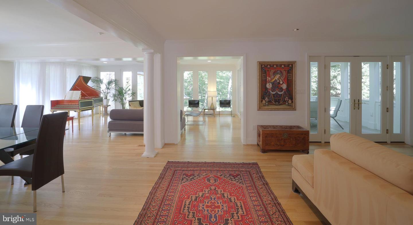 3137 ABERFOYLE PL NW, WASHINGTON, District Of Columbia 20015, 5 Bedrooms Bedrooms, ,4 BathroomsBathrooms,Residential,For sale,3137 ABERFOYLE PL NW,DCDC2222430 MLS # DCDC2222430