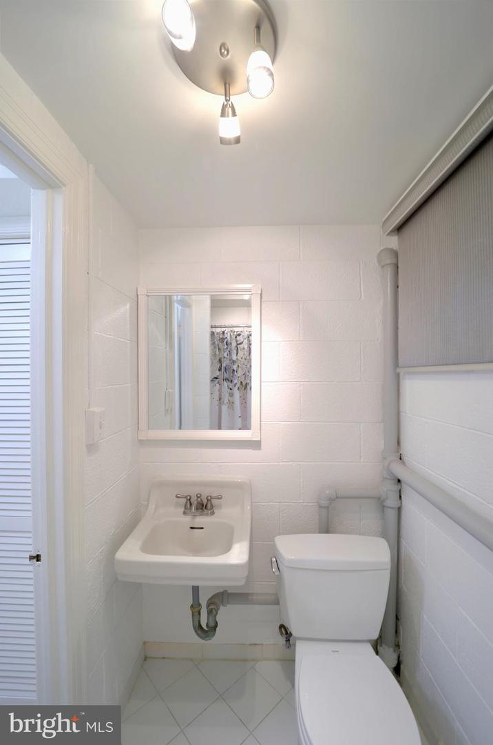 3137 ABERFOYLE PL NW, WASHINGTON, District Of Columbia 20015, 5 Bedrooms Bedrooms, ,4 BathroomsBathrooms,Residential,For sale,3137 ABERFOYLE PL NW,DCDC2222430 MLS # DCDC2222430