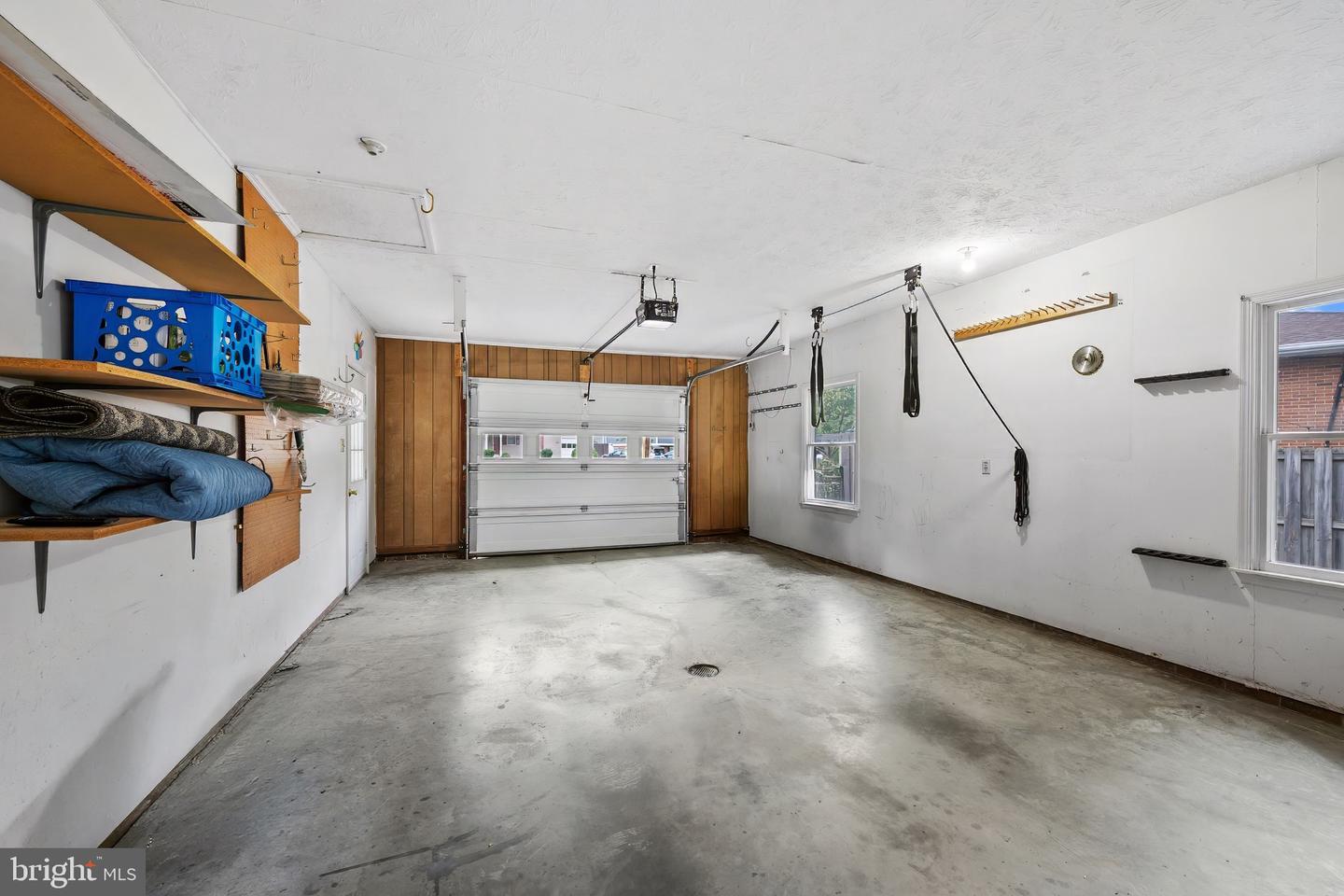 118 RUSSELLCROFT RD, WINCHESTER, Virginia 22601, 5 Bedrooms Bedrooms, ,3 BathroomsBathrooms,Residential,For sale,118 RUSSELLCROFT RD,VAWI2009082 MLS # VAWI2009082